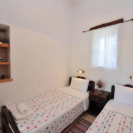 Sofia Amorgos-katapola Апарт-отель