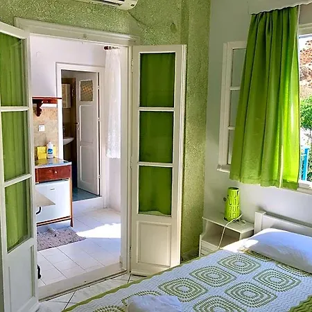 Sofia Amorgos-katapola 3*