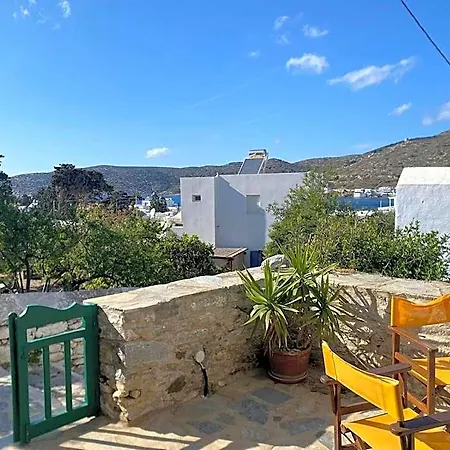 شقة فندقية Sofia Amorgos-katapola 3*