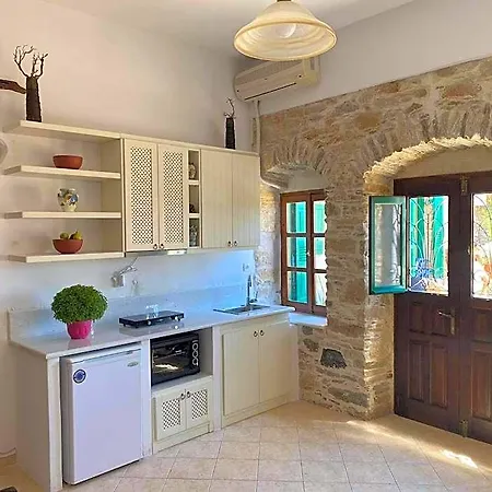 شقة فندقية Sofia Amorgos-katapola 3*